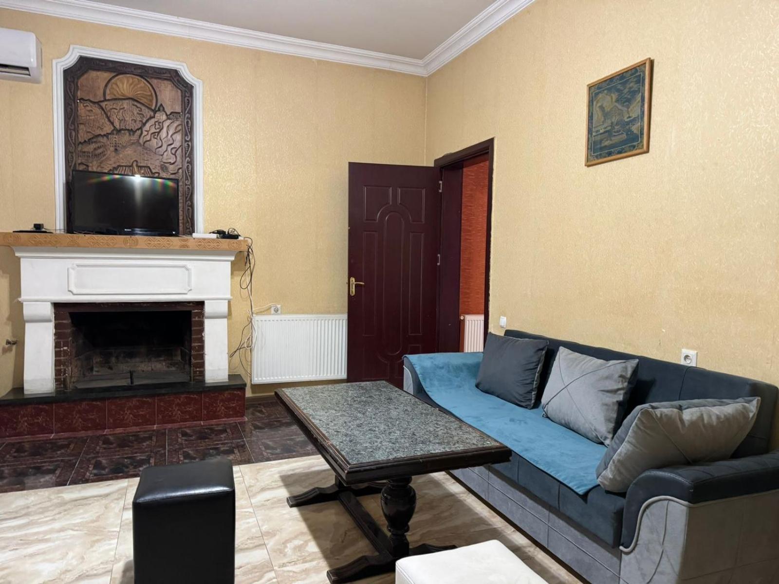 Benene'S Apartments Tbilisi Exterior photo